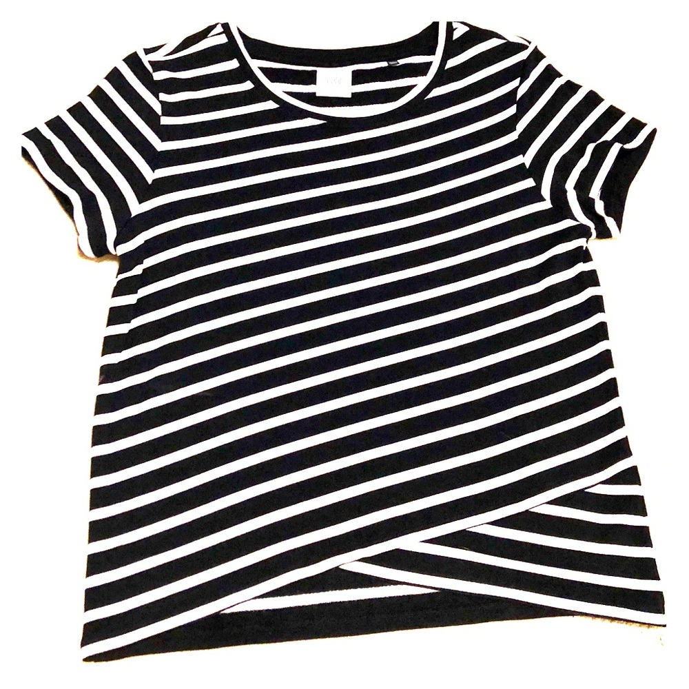 CAbi tee shirt with asymmetrical detail.
